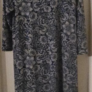 Floral Long Sleeve Dress in Navy